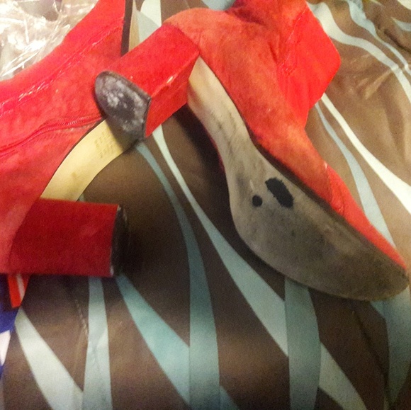 Boots - Picture 3 of 4